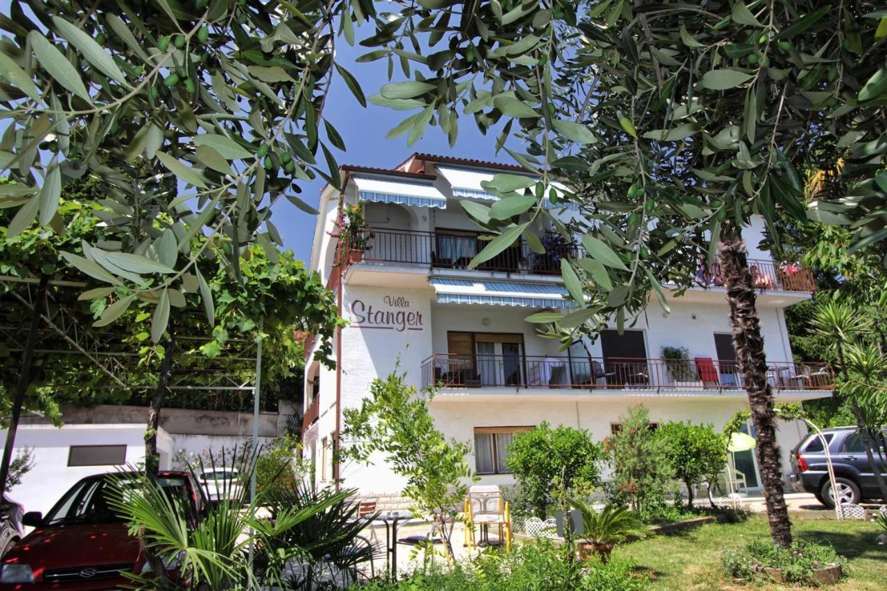Guesthouse Villa Stanger 2 ลอฟราน ภายนอก รูปภาพ